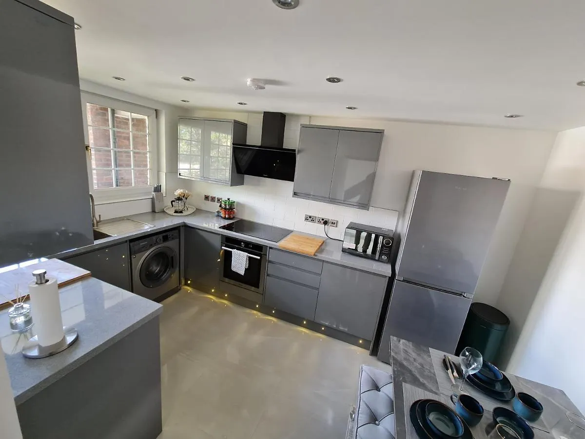 Luxury Apartment Limehouse London